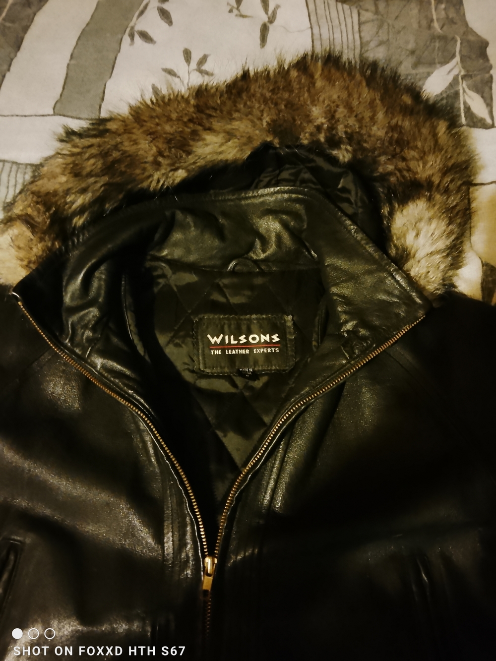 Vintage WILSONS LEATHER 90s Bomber Jacket Size M Black Removable Fur Hood Y2K - Picture 3 of 16